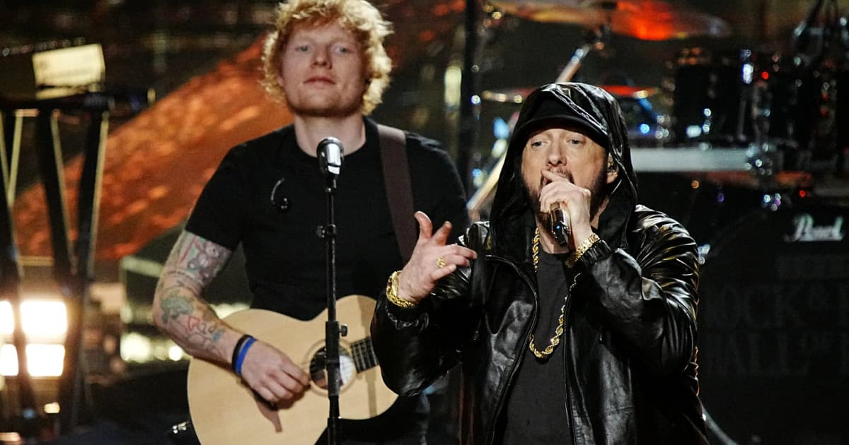 Ed Sheeran šokoval fanúšikov na koncerte! Na pódium za ním prišiel Eminem, aby spoločne predviedli rapové hity ako Lose Yourself a Stan
