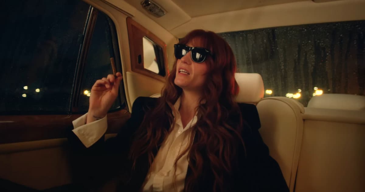 Florence + The Machine vydali vizualizér k singlu "One of the Greats"