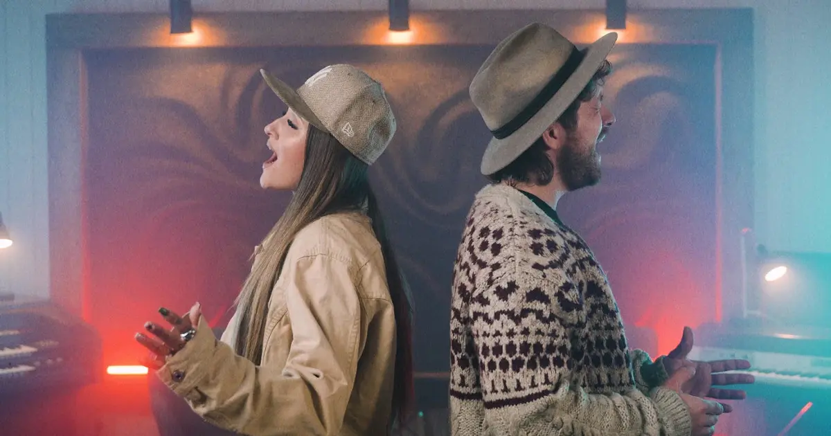 Peter Juhás a Sharlota predstavujú emotívny duet "Tisíce důvodů"