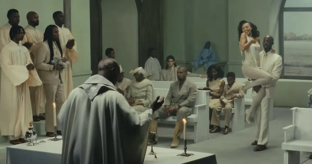 Kanye West a Travis Scott opäť spolu: „Father“ je temný, silný a poriadne zvláštny